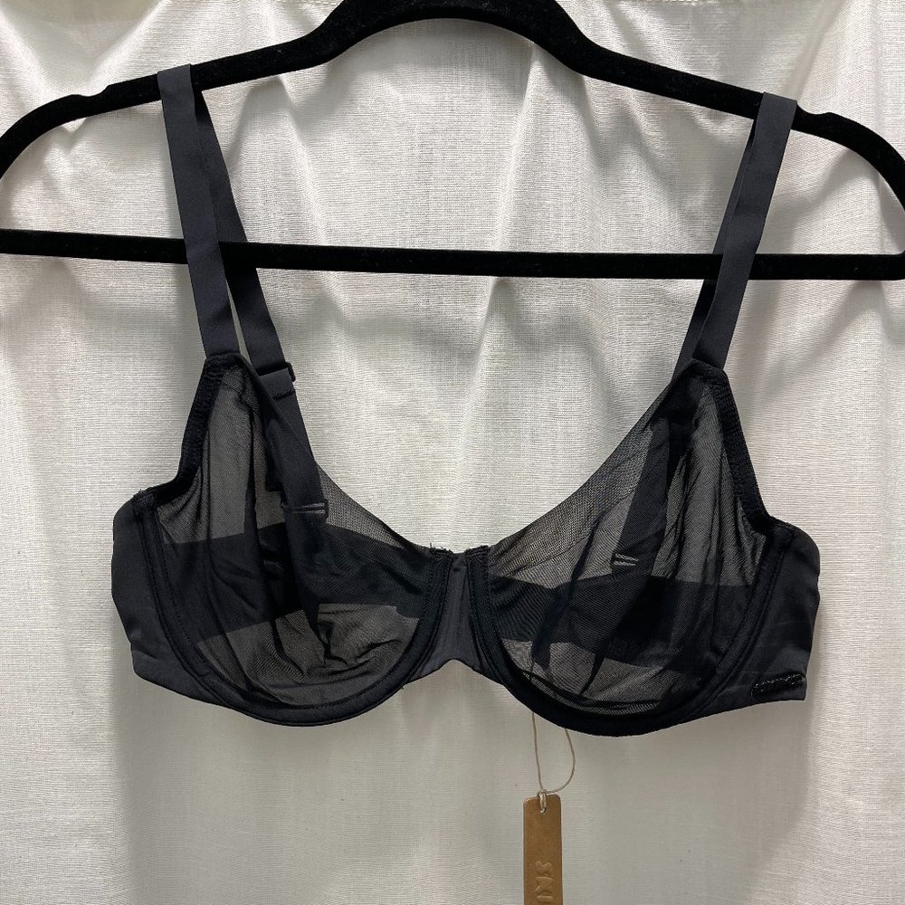 SKIMS No Show Unlined Demi Bra